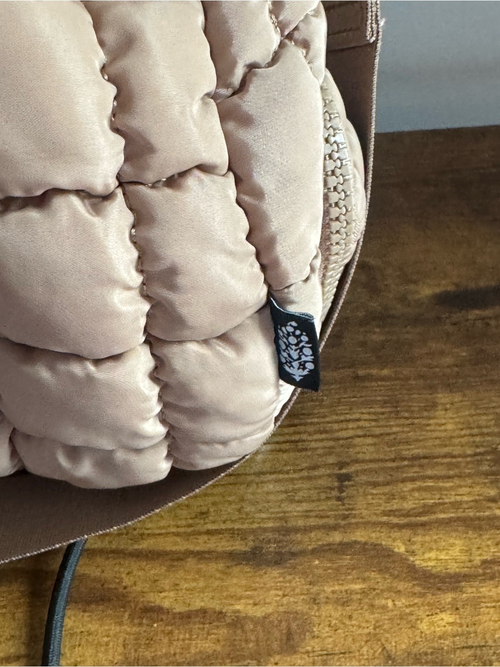 Free People Quilted Puffer Duffel Bag in Blush Like New - Picture 2 of 11